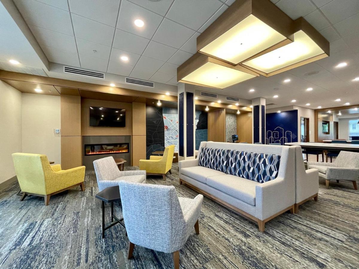 Holiday Inn Express & Suites - Ft. Smith - Airport By Ihg Fort Smith Dış mekan fotoğraf